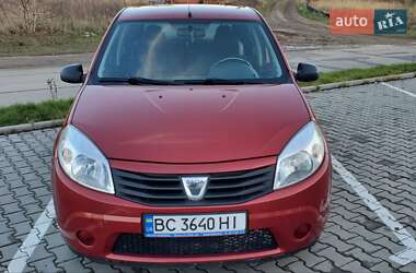 Dacia Sandero 2012