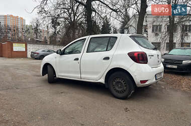 Хетчбек Dacia Sandero 2017 в Києві