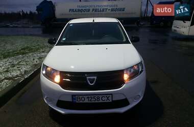 Хетчбек Dacia Sandero 2014 в Рівному