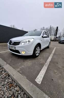 Dacia Sandero 2010