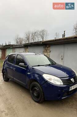 Хетчбек Dacia Sandero 2009 в Новодністровську