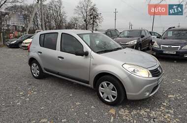 Хетчбек Dacia Sandero 2011 в Рівному