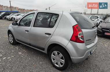 Хетчбек Dacia Sandero 2011 в Рівному