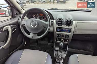 Хетчбек Dacia Sandero 2011 в Рівному