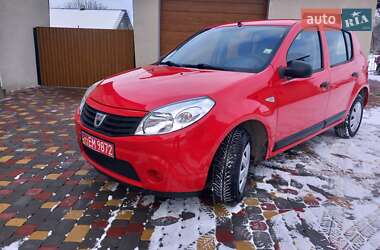 Хетчбек Dacia Sandero 2011 в Тернополі