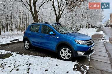 Dacia Sandero 2012