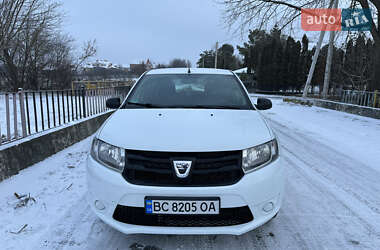 Хэтчбек Dacia Sandero 2013 в Ровно