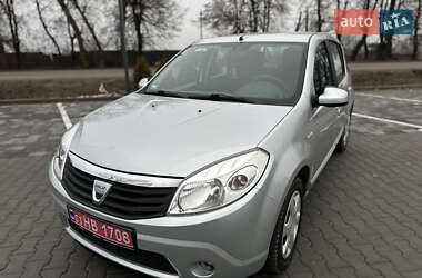 Dacia Sandero 2008