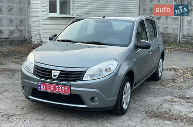 Хетчбек Dacia Sandero 2009 в Фастові