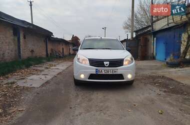 Хетчбек Dacia Sandero 2012 в Олександрії