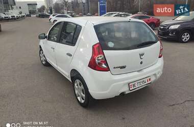 Хетчбек Dacia Sandero 2010 в Львові