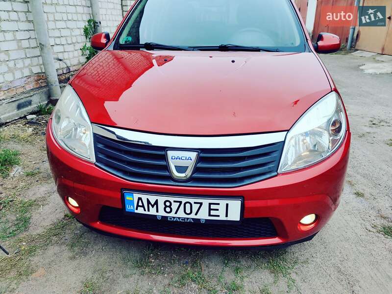 Dacia Sandero 2010
