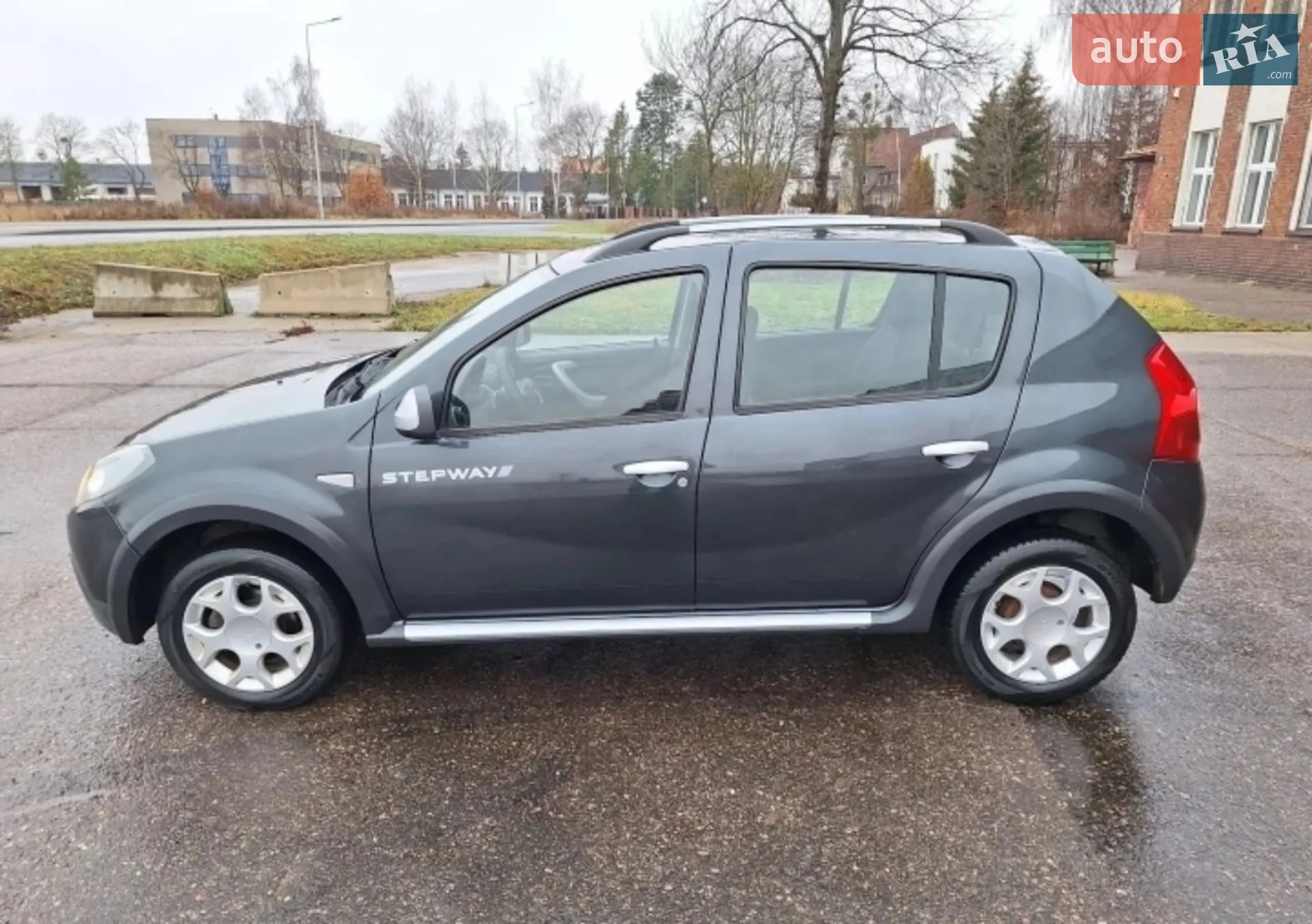 2010 Dacia Sandero - мініатюра 13