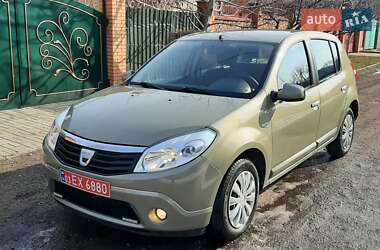 Dacia Sandero 2009