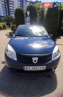 Хэтчбек Dacia Sandero 2009 в Ивано-Франковске