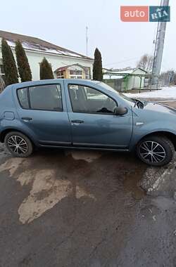 Хетчбек Dacia Sandero 2011 в Сумах