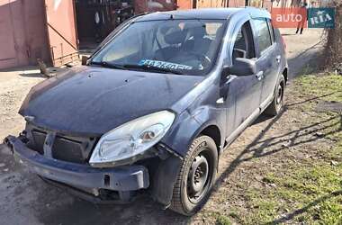 Хэтчбек Dacia Sandero 2010 в Киеве