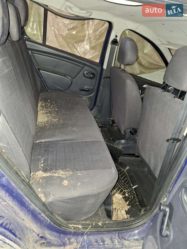 Хетчбек Dacia Sandero 2009 в Лисянці фото 8 Хетчбек Dacia Sandero 2009 в Лисянці