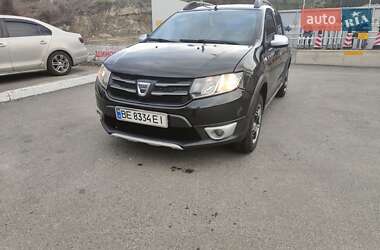 Хэтчбек Dacia Sandero 2014 в Киеве