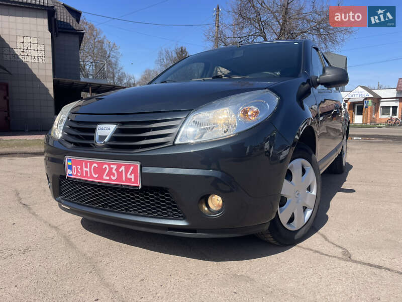 Dacia Sandero 2010