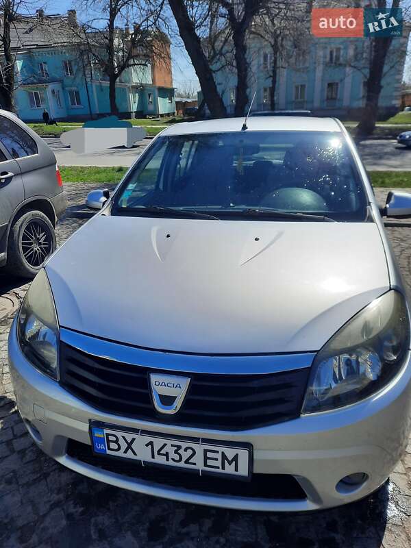 Dacia Sandero 2010