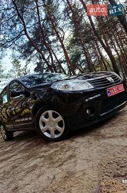 Dacia Sandero 2011 Dacia Sandero 2011