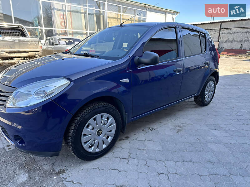 Dacia Sandero 2009
