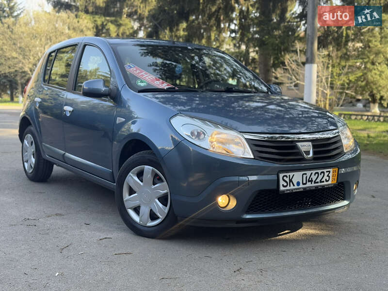 Dacia Sandero 2009