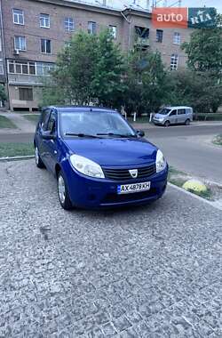 Хэтчбек Dacia Sandero 2009 в Харькове