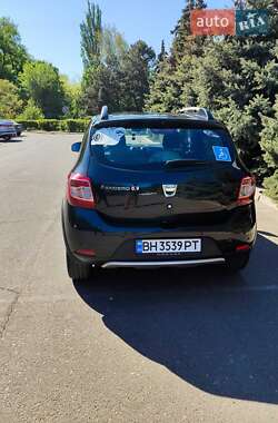 Хетчбек Dacia Sandero 2014 в Одесі