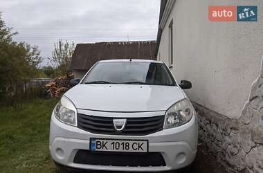Хетчбек Dacia Sandero 2011 в Оржеві