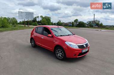 Dacia Sandero 2009