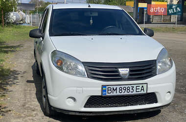 Хэтчбек Dacia Sandero 2010 в Изяславе