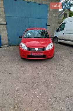 Хетчбек Dacia Sandero 2009 в Верхівцеві