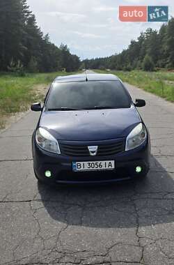 Хетчбек Dacia Sandero 2009 в Кременчуці