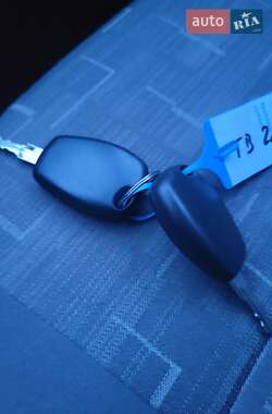 Хэтчбек Dacia Sandero 2009 в 