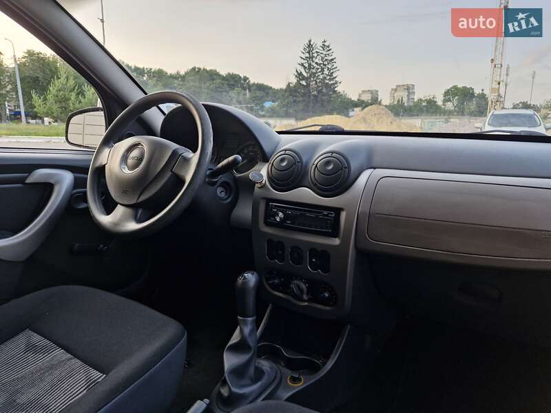 Хэтчбек Dacia Sandero 2008 в Ровно фото 13 Хэтчбек Dacia Sandero 2008 в Ровно