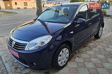 Хетчбек Dacia Sandero 2012 в Калуші