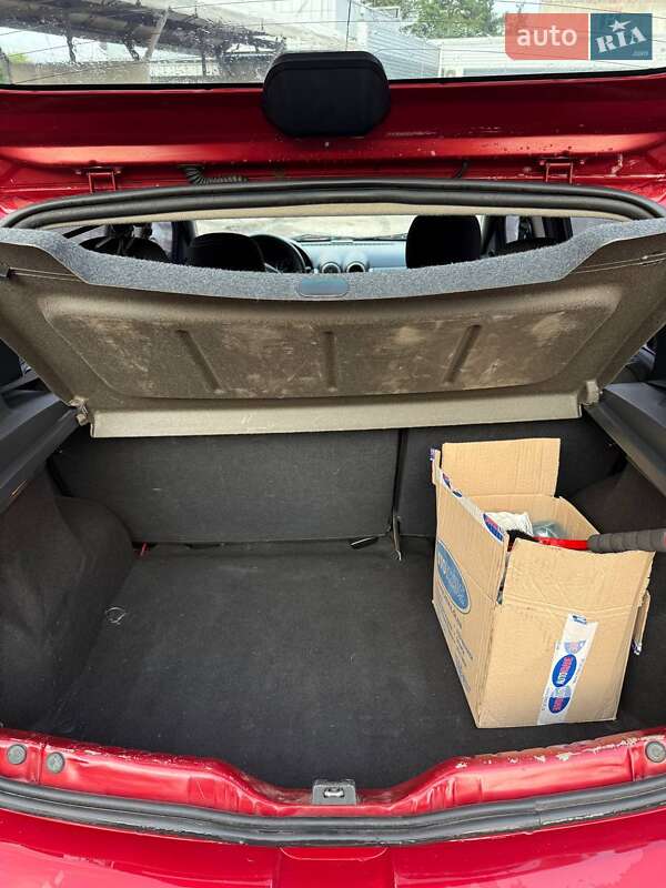 Хэтчбек Dacia Sandero 2011 в Сумах