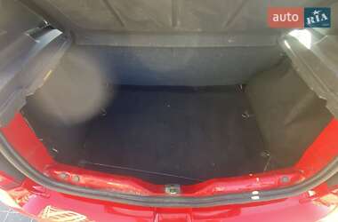 Хэтчбек Dacia Sandero 2009 в 