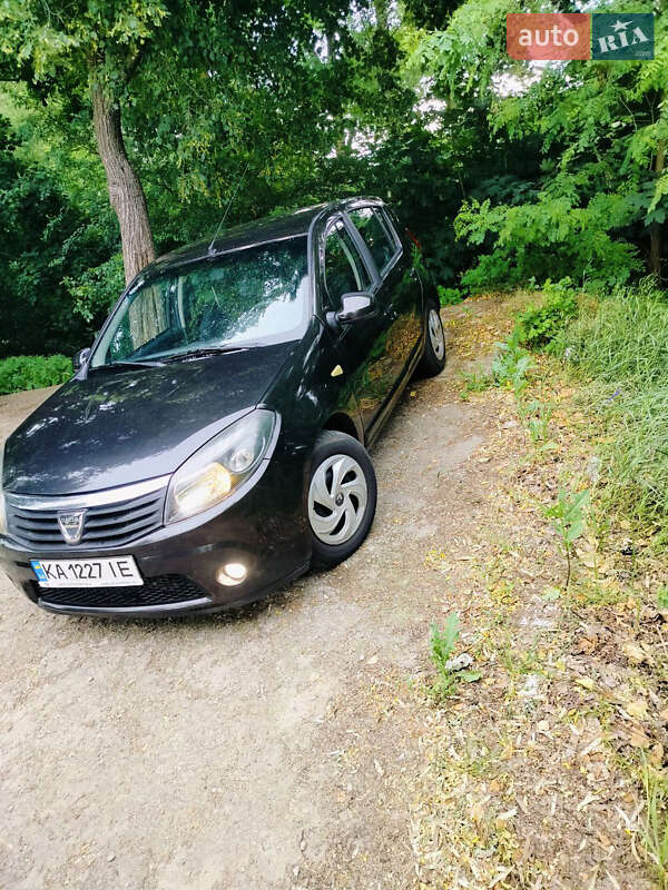 Dacia Sandero 2009
