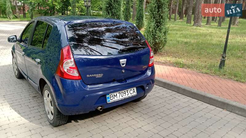 Хетчбек Dacia Sandero 2009 в Сумах фото 9 Хетчбек Dacia Sandero 2009 в Сумах
