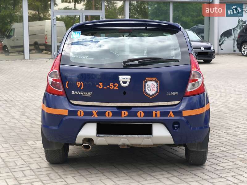 Хетчбек Dacia Sandero 2009 в Дніпрі