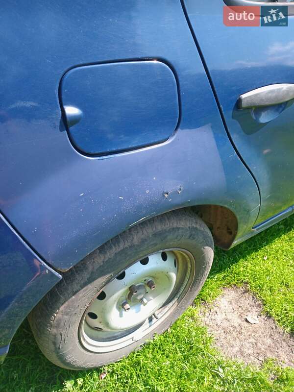 Хетчбек Dacia Sandero 2009 в Талалаївці