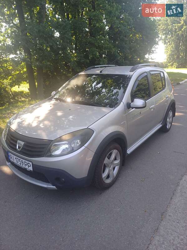 Dacia Sandero 2010