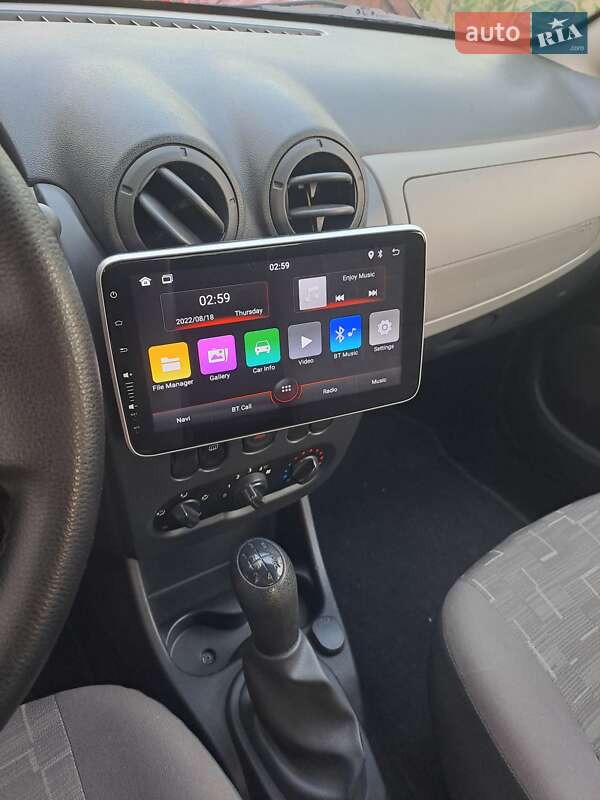 Хэтчбек Dacia Sandero 2009 в Тернополе