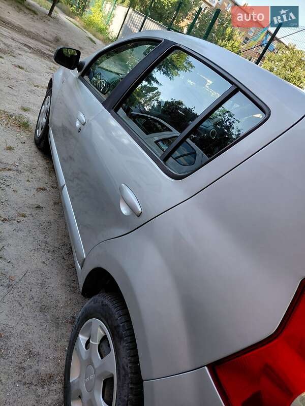 Хетчбек Dacia Sandero 2008 в Охтирці