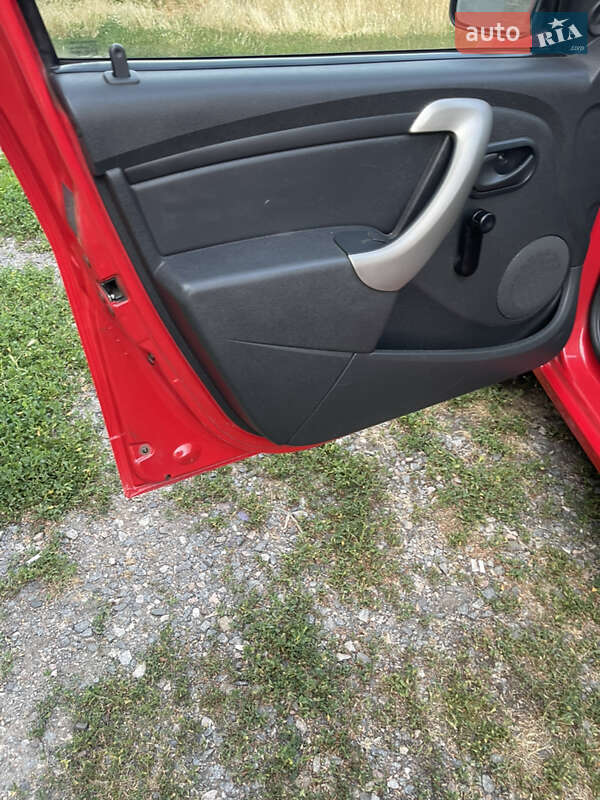 Хетчбек Dacia Sandero 2009 в Знам'янці