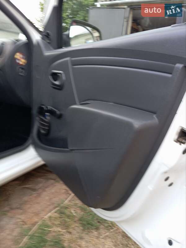 Хэтчбек Dacia Sandero 2009 в Бершади