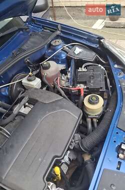 Хэтчбек Dacia Sandero 2009 в 